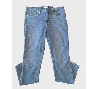 Jessica Simpson High Rise Rolled Ankle‎ Jeans Medium Wash Size 10 30